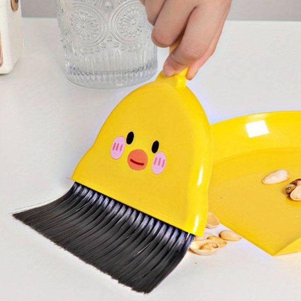 SALE:  Mini Duck Dustpan & Brush Set Was £4.99